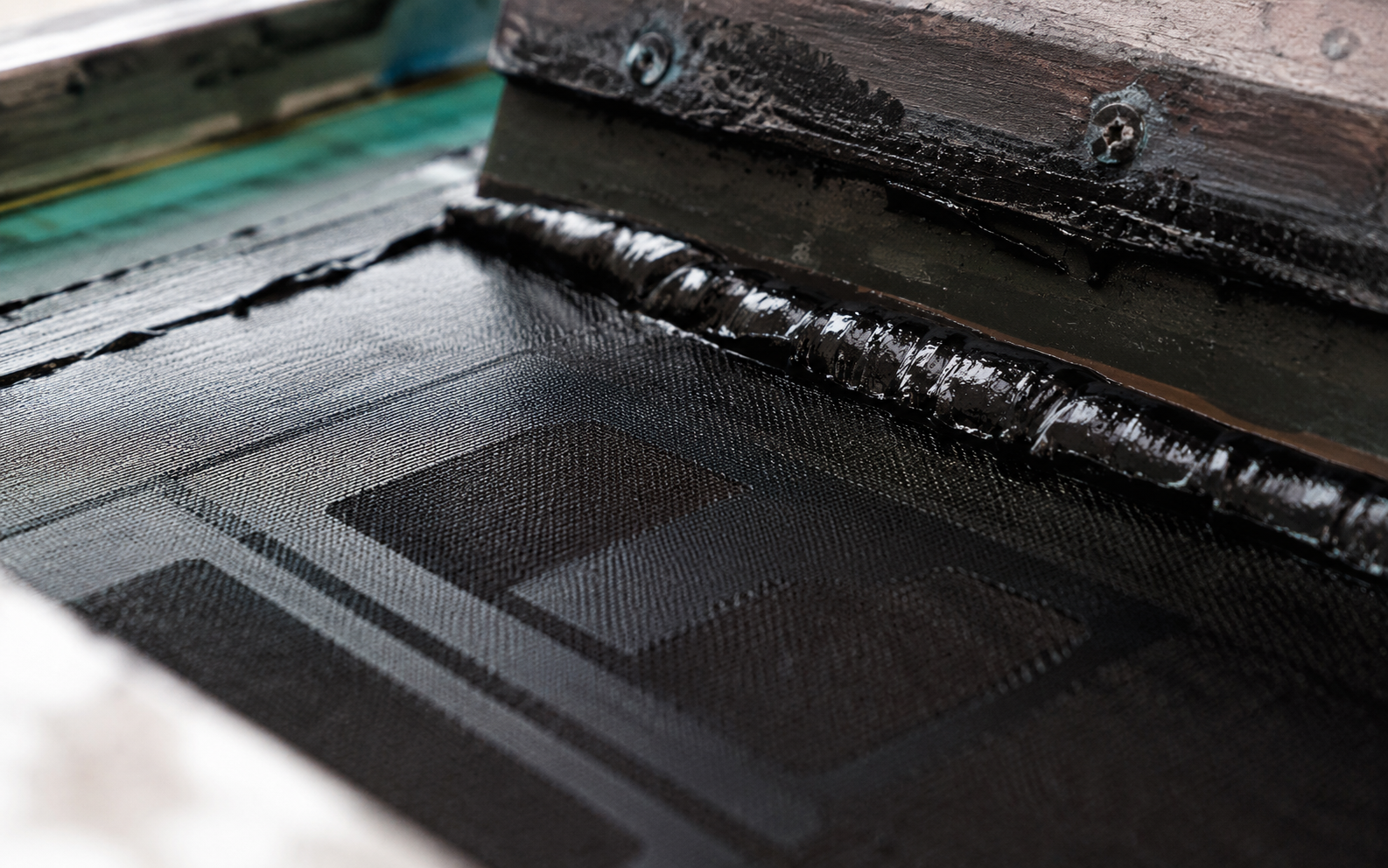 Screen Print vs DTG: What Matters for Quality